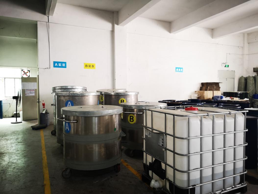 模具硅膠原料和制品儲存需留意的事項有哪些 ？